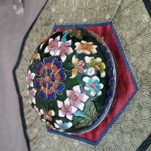 Chinese Blue Enamel Butterfly Floral Cloisonne Round Trinket Box 1950s/60s